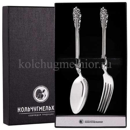 СТОЛОВЫЙ НАБОР ИЗ МЕЛЬХИОРА "ПРАЗДНИЧНЫЙ" С ЧЕРНЕНИЕМ (2 ПРЕДМЕТА) – КОЛЬЧУГИНСКИЙ МЕЛЬХИОР