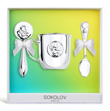 ДЕТСКИЙ НАБОР "АНГЕЛОЧЕК" (КРУЖКА, ЛОЖКА, ПОГРЕМУШКА) – SOKOLOV ДЕТСКИЙ НАБОР "АНГЕЛОЧЕК" (КРУЖКА, ЛОЖКА, ПОГРЕМУШКА) – SOKOLOV