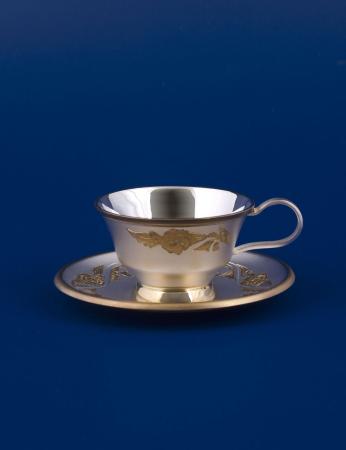 СЕРЕБРЯНАЯ КОФЕЙНАЯ ЧАШКА "СЮРПРИЗ" С ПОЗОЛОТОЙ – МСТЁРСКИЙ ЮВЕЛИР