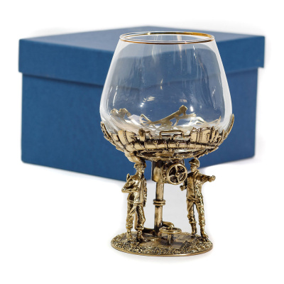 БОКАЛ ДЛЯ КОНЬЯКА "НЕФТЯНИКИ" ЛАТУННЫЙ