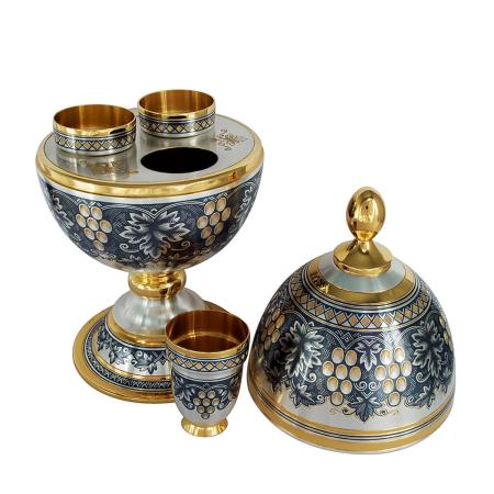 СУВЕНИРНЫЙ ВИННЫЙ НАБОР "ВИНОГРАД" – СЕВЕРНАЯ ЧЕРНЬ