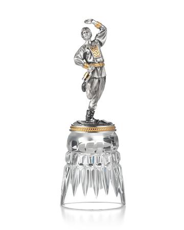 СЕРЕБРЯНАЯ РЮМКА-ПЕРЕВЕРТЫШ "МУЖИК С БУТЫЛКОЙ" – АЛЬТМАСТЕР