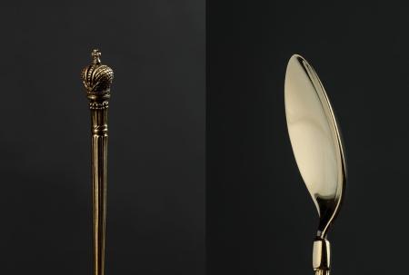 ЛОЖКА ЧАЙНАЯ ЛАТУННАЯ "КОРОНА" 