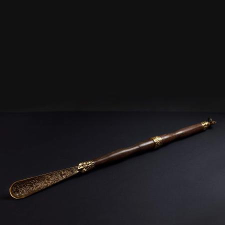 ОБУВНАЯ ЛОЖКА "ЛЕВ VIP" 72 СМ