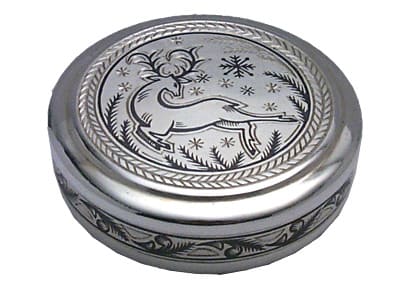 СЕРЕБРЯНАЯ ТУАЛЕТНАЯ КОРОБОЧКА АРТ. 50040033А05 – СЕВЕРНАЯ ЧЕРНЬ