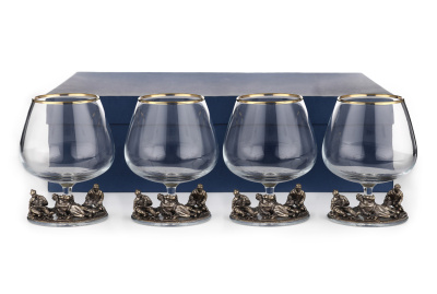 БОКАЛ ДЛЯ КОНЬЯКА "ОХОТНИКИ НА ПРИВАЛЕ" CLASSIC 4 ШТ
