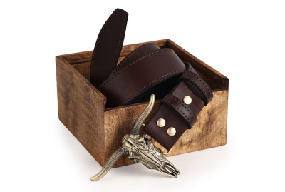 КОЖАНЫЙ РЕМЕНЬ "ЧЕРЕП БУЙВОЛА" КОРИЧНЕВЫЙ