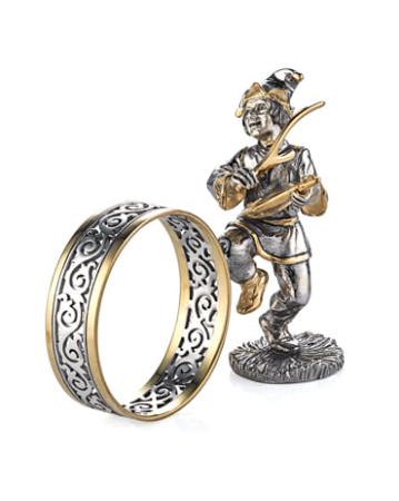 СЕРЕБРЯНОЕ КОЛЬЦО ДЛЯ САЛФЕТОК "СКОМОРОХ С ГУДКОМ" – АЛЬТМАСТЕР