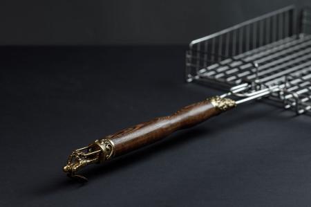 РЕШЁТКА ДЛЯ ГРИЛЯ И БАРБЕКЮ "ГАЗОВЩИК"