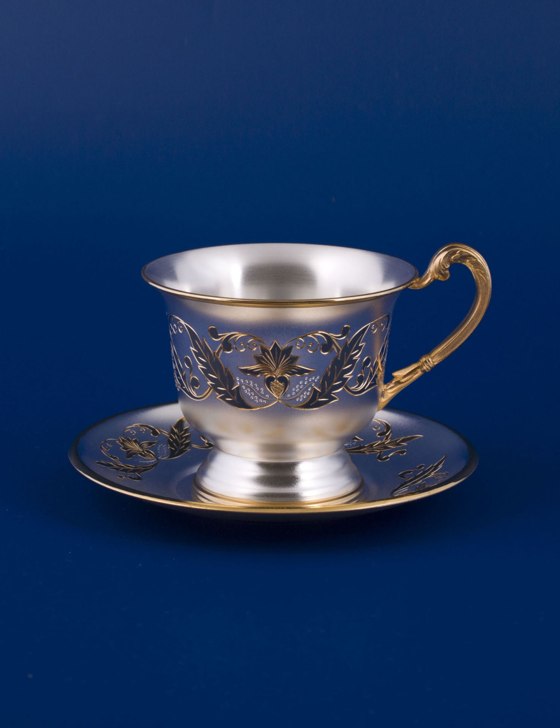 СЕРЕБРЯНАЯ ЧАЙНАЯ ЧАШКА №16 "ВЕРСАЛЬ" С ПОЗОЛОТОЙ – МСТЁРСКИЙ ЮВЕЛИР