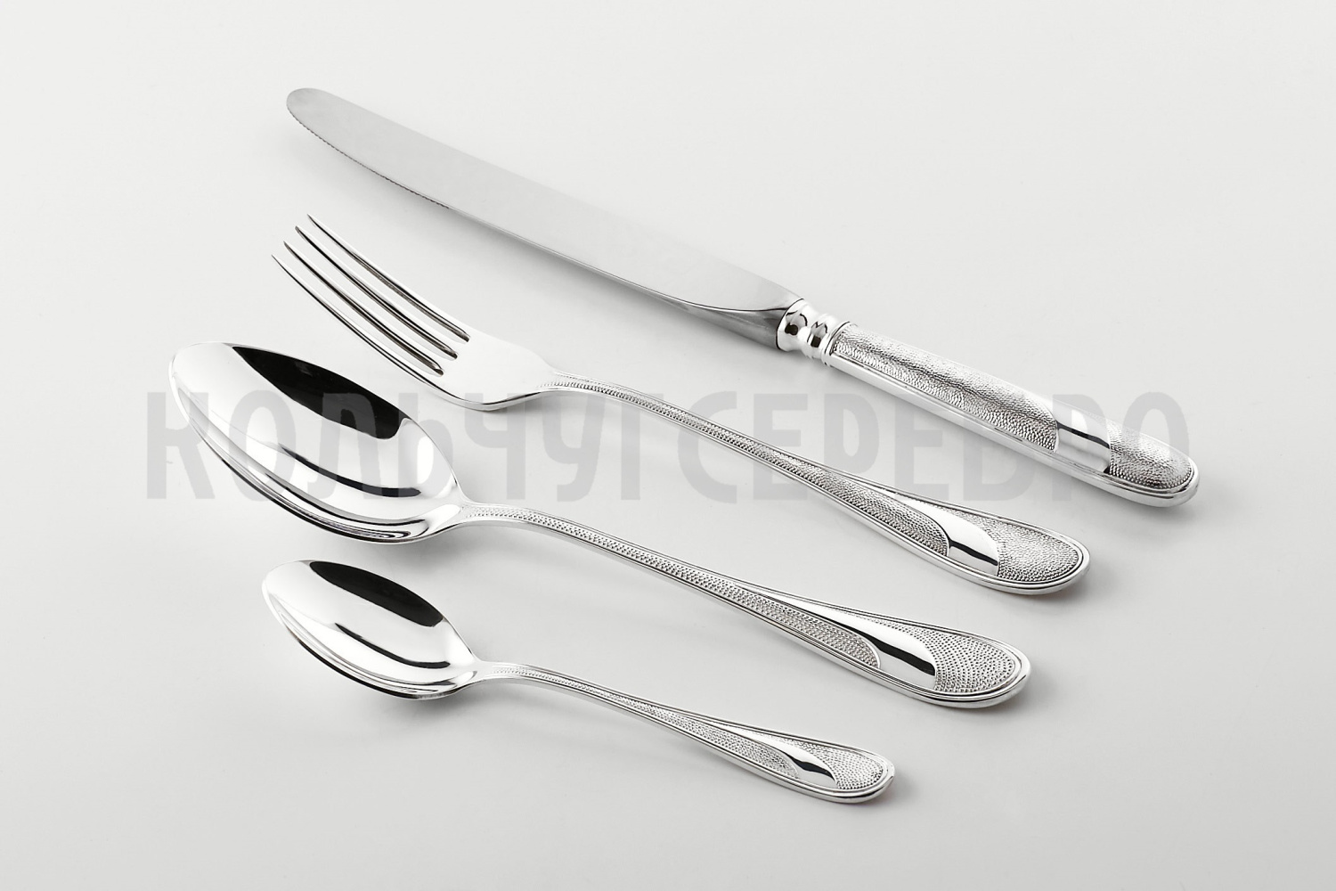 СТОЛОВЫЙ НАБОР ИЗ МЕЛЬХИОРА "МЕТЕЛИЦА" (48 ПРЕДМЕТОВ) – КОЛЬЧУГИНСКИЙ МЕЛЬХИОР