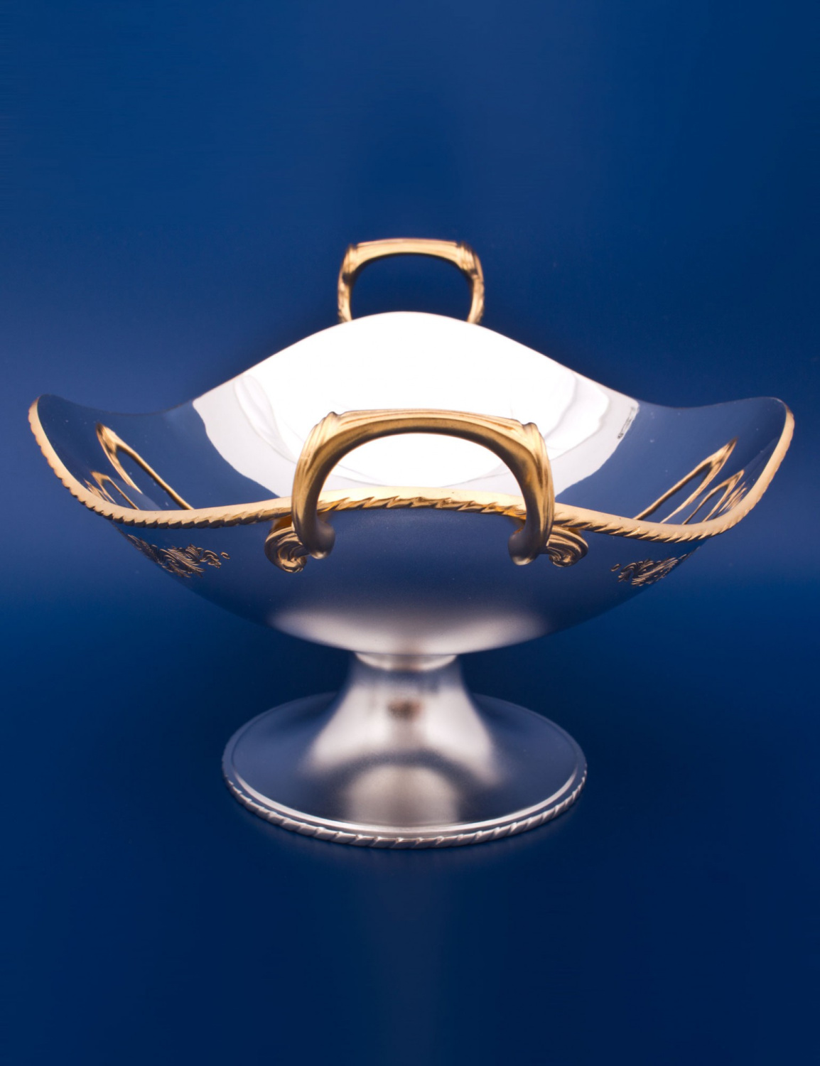 СЕРЕБРЯНАЯ ВАЗА "№8" С ПОЗОЛОТОЙ – МСТЁРСКИЙ ЮВЕЛИР