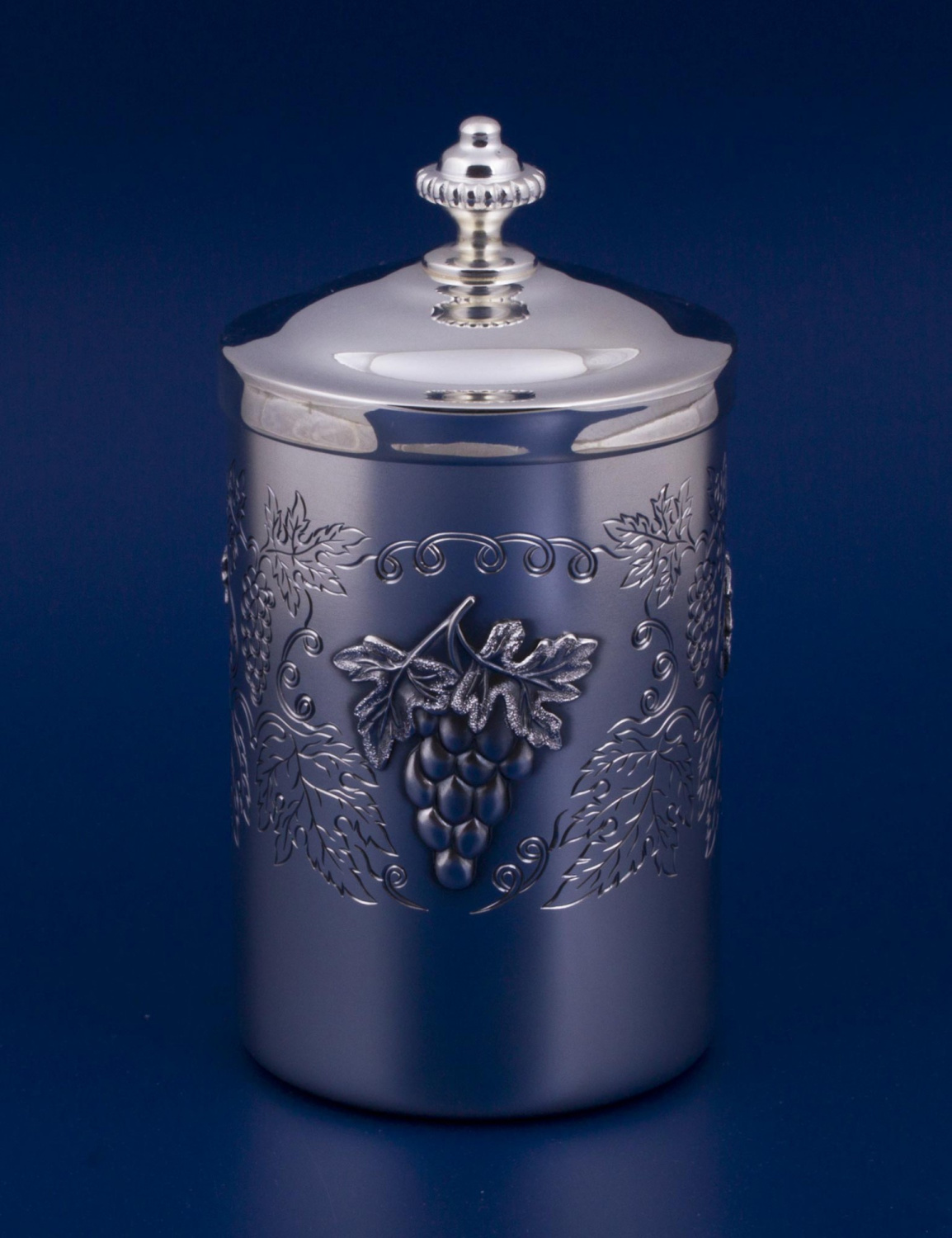 СЕРЕБРЯНАЯ КОРОБКА ДЛЯ ЧАЯ "ВИНОГРАДНАЯ ЛОЗА" – МСТЁРСКИЙ ЮВЕЛИР