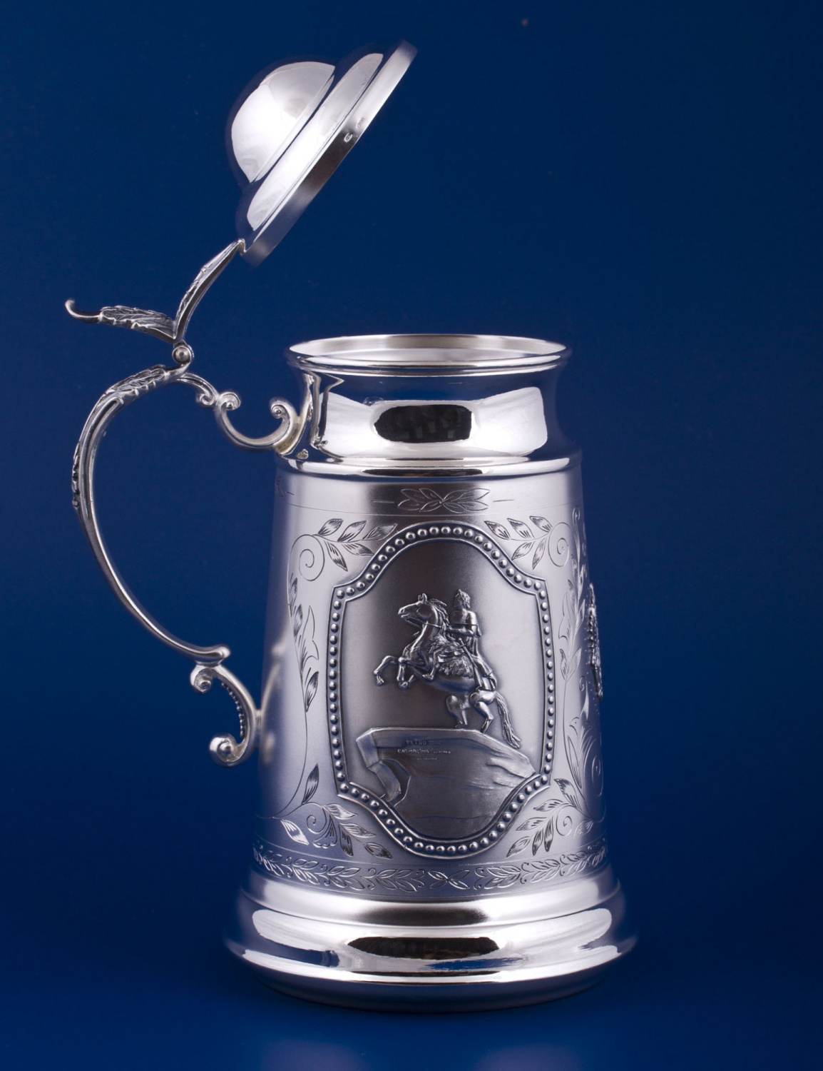 СЕРЕБРЯНАЯ КРУЖКА ДЛЯ ПИВА "№5" (600 МЛ.) – МСТЁРСКИЙ ЮВЕЛИР