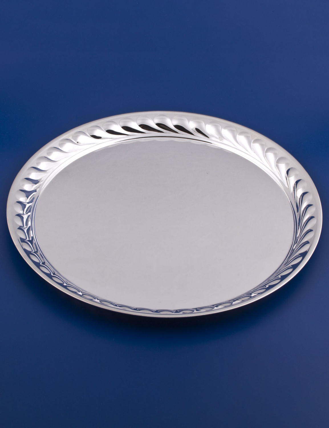 СЕРЕБРЯНЫЙ ПОДНОС "ВЕНЕЦИЯ" БЕЗ РУЧЕК (КРУГЛЫЙ) – МСТЁРСКИЙ ЮВЕЛИР