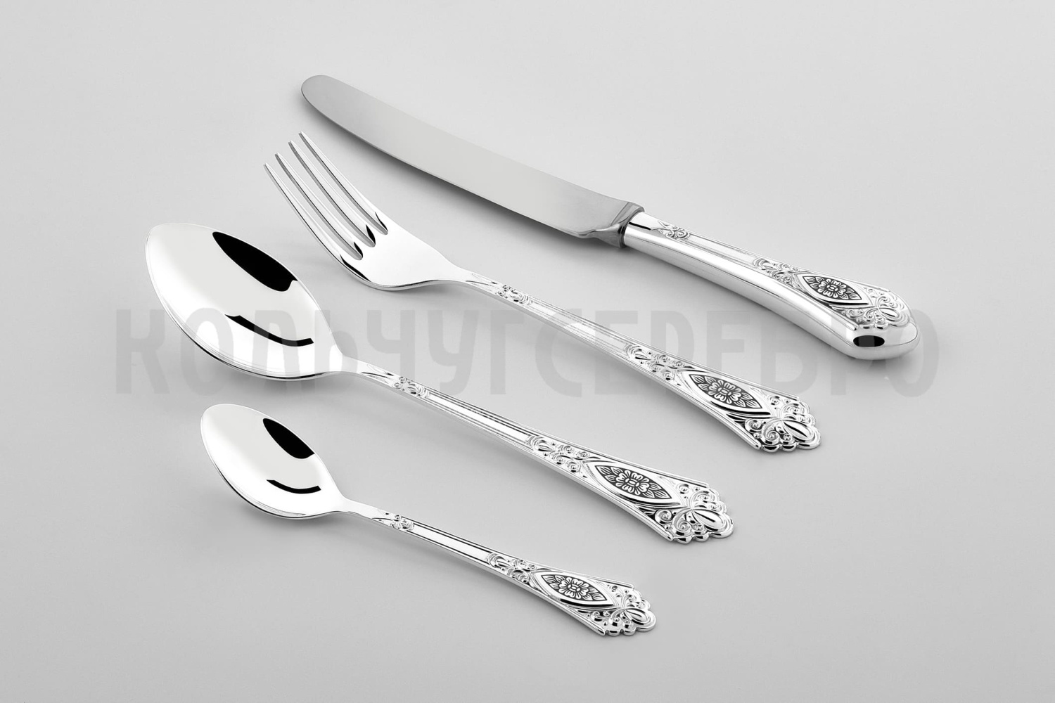 СЕРЕБРЯНЫЙ СТОЛОВЫЙ НАБОР "РЕЛЬЕФНЫЙ" С ЧЕРНЕНИЕМ (24 ПРЕДМЕТА)  - СЕВЕРНАЯ ЧЕРНЬ