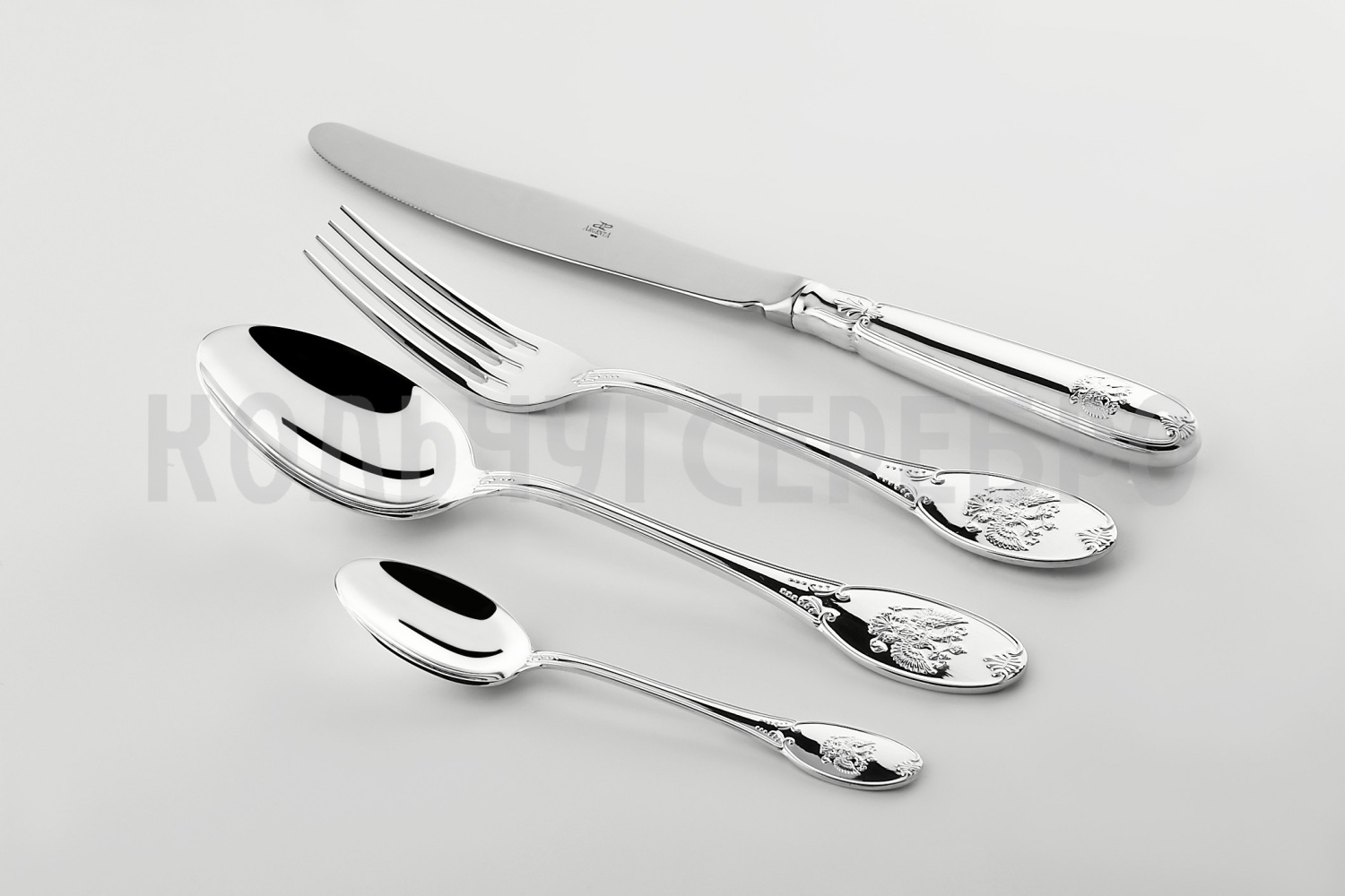 СЕРЕБРЯНЫЙ СТОЛОВЫЙ НАБОР "ЕДИНСТВО" (24 ПРЕДМЕТА) – АРГЕНТА